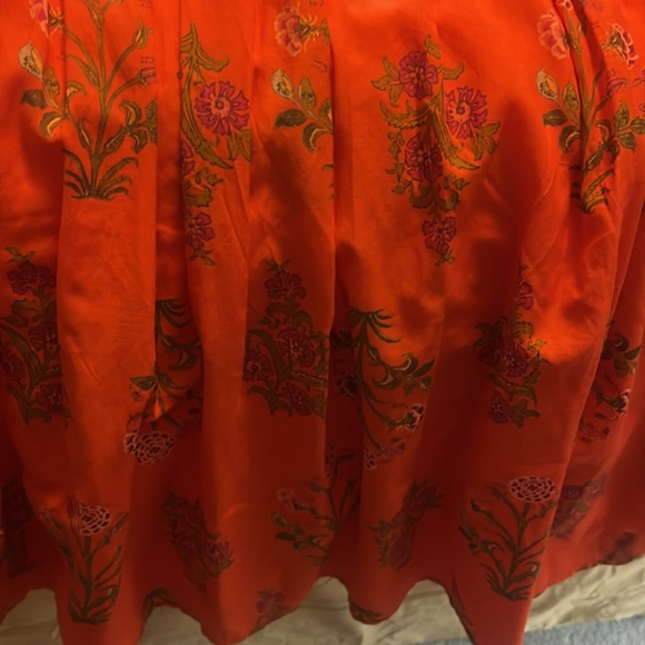 Sundance Size L Gorgeous pull on floral dress with embroidered bodice . - Picture 3 of 6